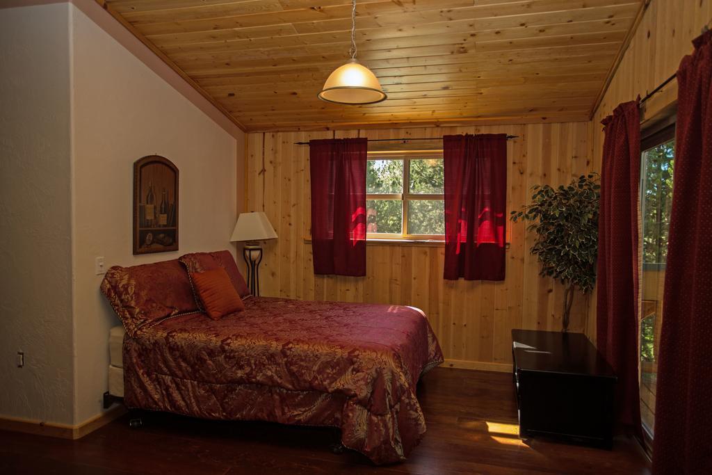 Diamondstone Guest Lodges La Pine Dış mekan fotoğraf