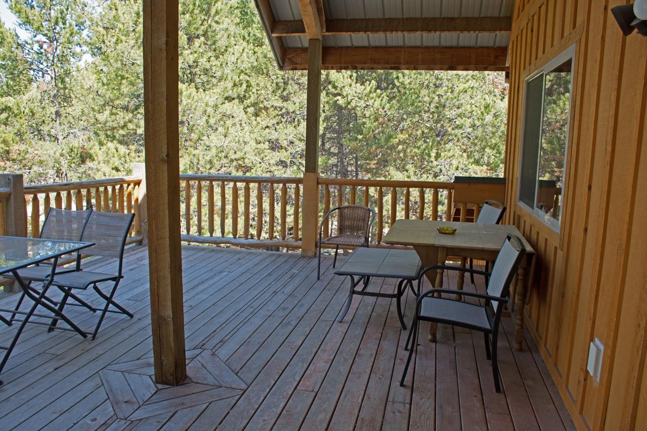 Diamondstone Guest Lodges La Pine Dış mekan fotoğraf