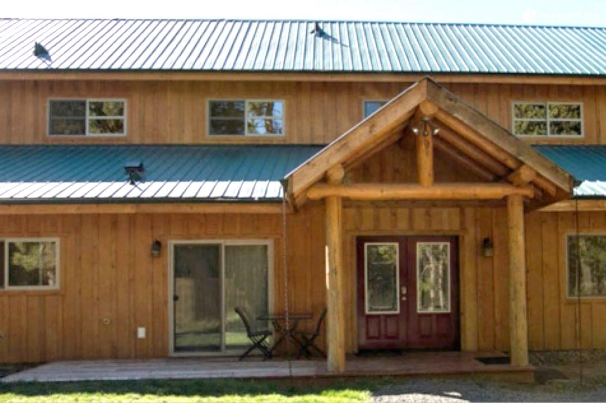 Diamondstone Guest Lodges La Pine Dış mekan fotoğraf